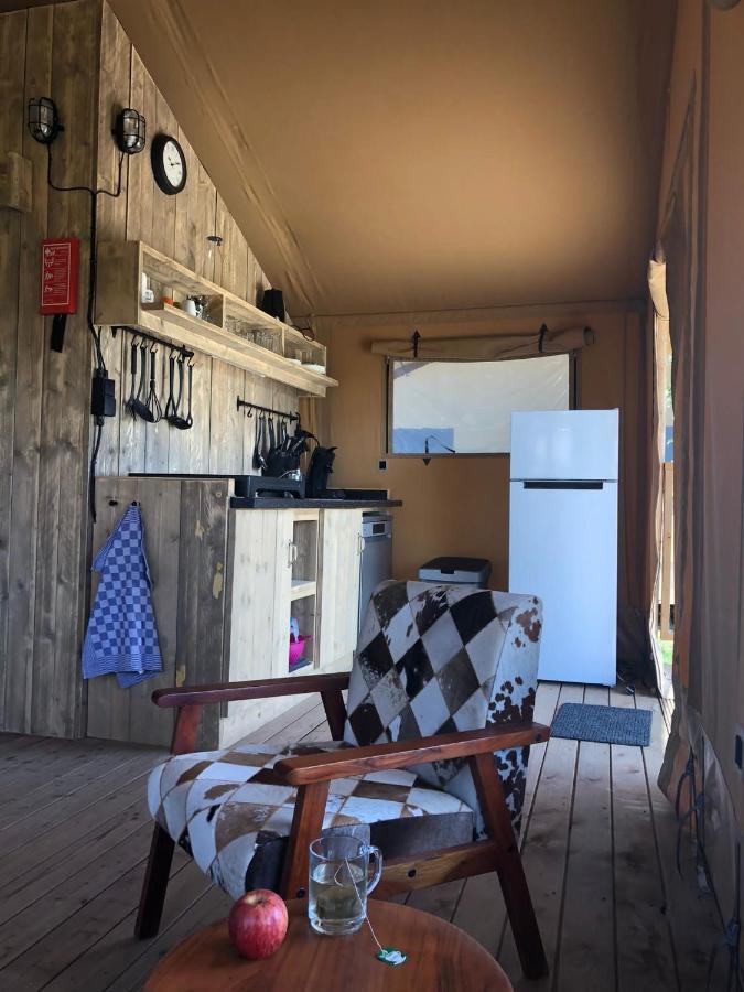 De Hazelaarshof Luxe Glampingtent Bij Natuurgebied De Millingerwaard Kekerdom Экстерьер фото